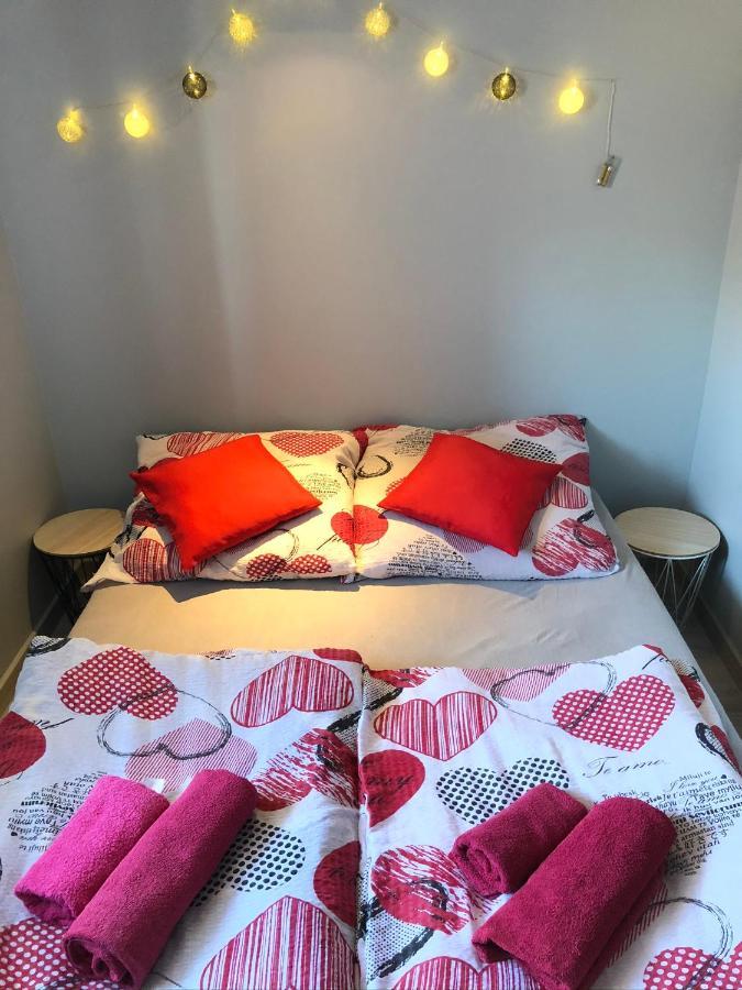 Bed and Breakfast Stajnia Pod Debem à Starachowice Extérieur photo
