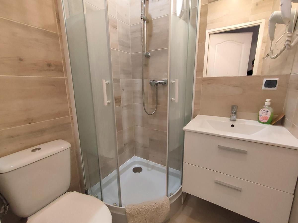 Bed and Breakfast Stajnia Pod Debem à Starachowice Extérieur photo